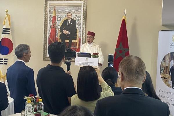 Moroccan Ambassador to Korea Chafik Rachadi delivers remarks in celebration of Throne Day at his residence in Yongsan-gu, Seoul. (Sanjay Kumar/The Korea Herald)