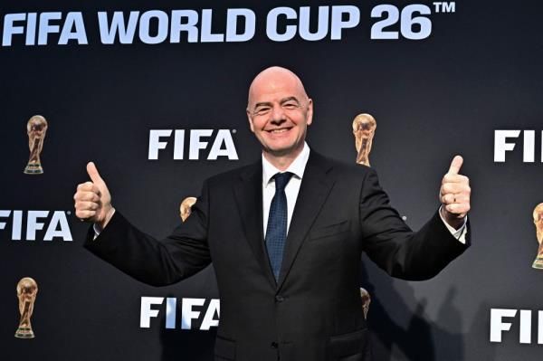 Report: Probe into secret Infantino, attorney general meetings dropped