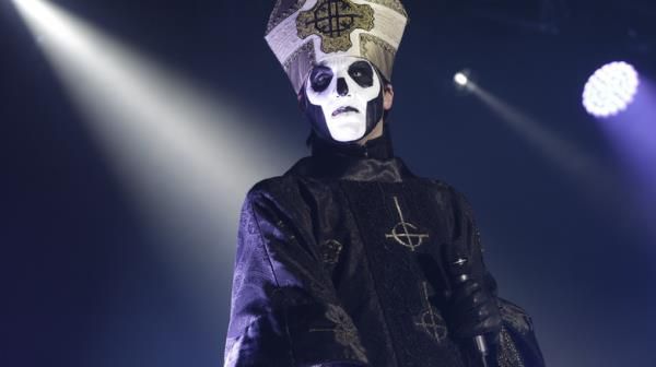 Tobias Forge on stage